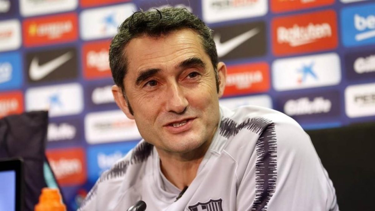 Ernesto Valverde, durante la previa del encuentro de Liga.