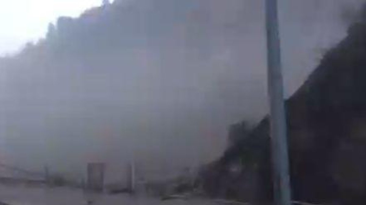 VÍDEOS. Així ha estat l'esllavissada que ha tallat l'accés a Andorra