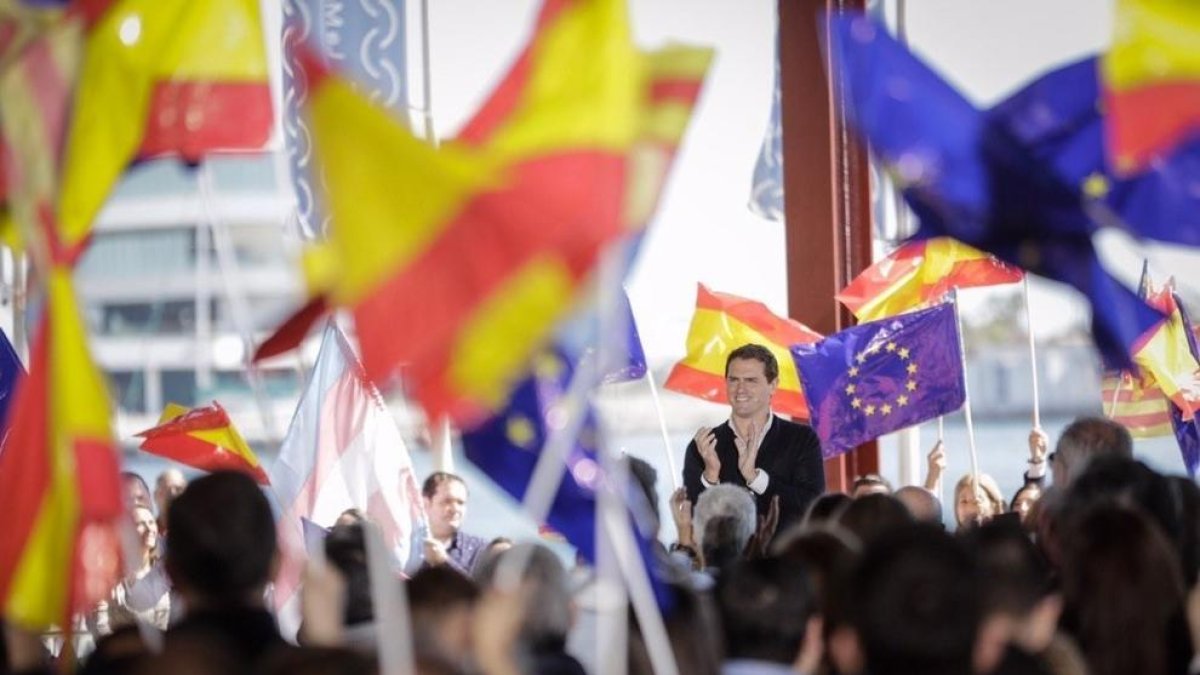 El líder de Cs, Albert Rivera, ahir, en un acte a València.