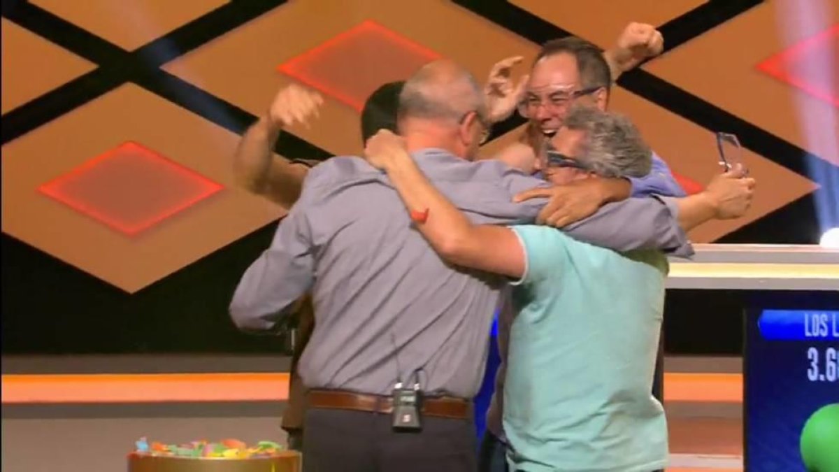 Los Lobos en plena celebración.