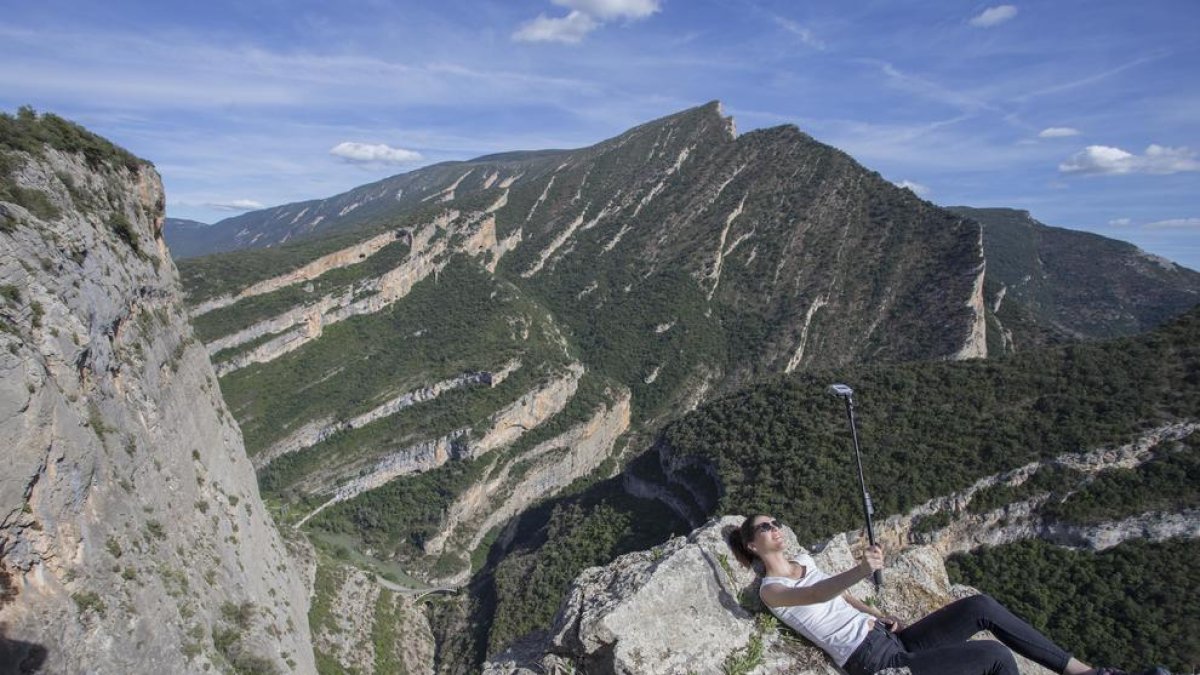 Una de las vistas que hay a lo largo del camino para alcanzar el pico de la Roca Regina.