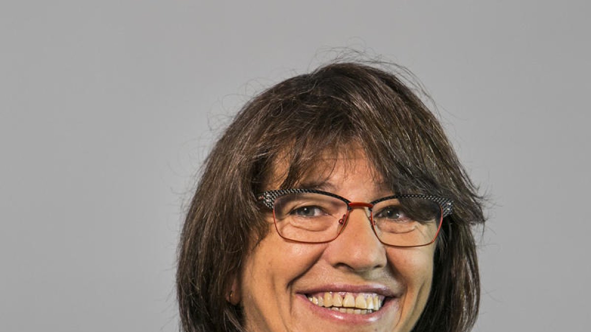 «Les apps et permeten buscar parella des de casa i en sabatilles»