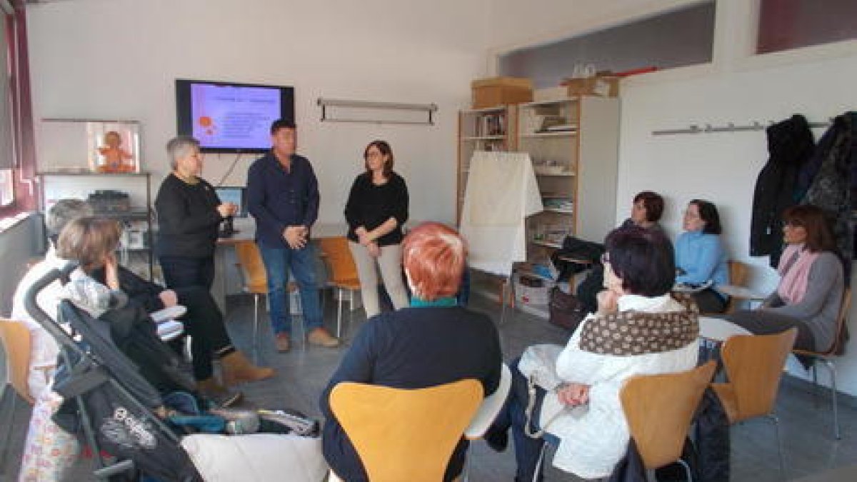 Els cuidadors no professionals poden tornar a cotitzar sense cost