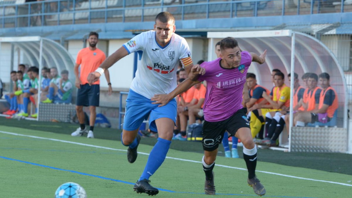 El Mollerussa tuvo momentos de buen juego, ante un Lleida que se mostró más acertado.