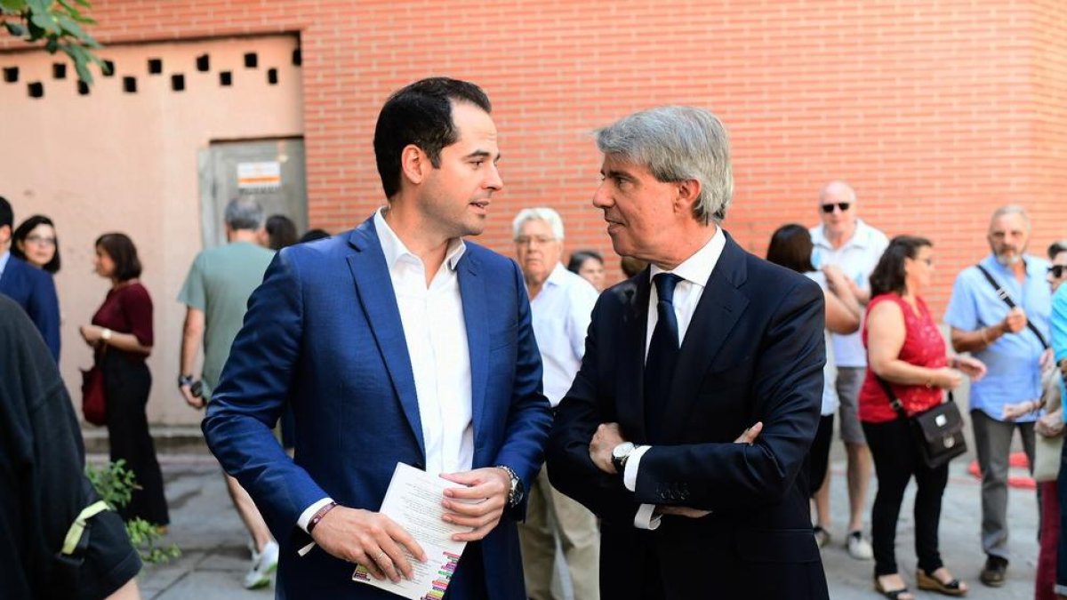 Aguado i Garrido, ahir, durant la celebració de la Paloma a Madrid.