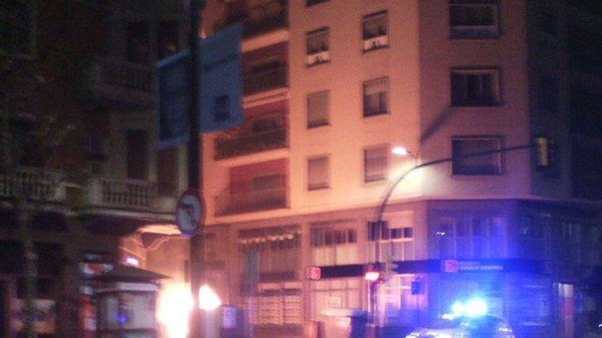 Imagen de archivo del incendio de contenedores en la Zona Alta.