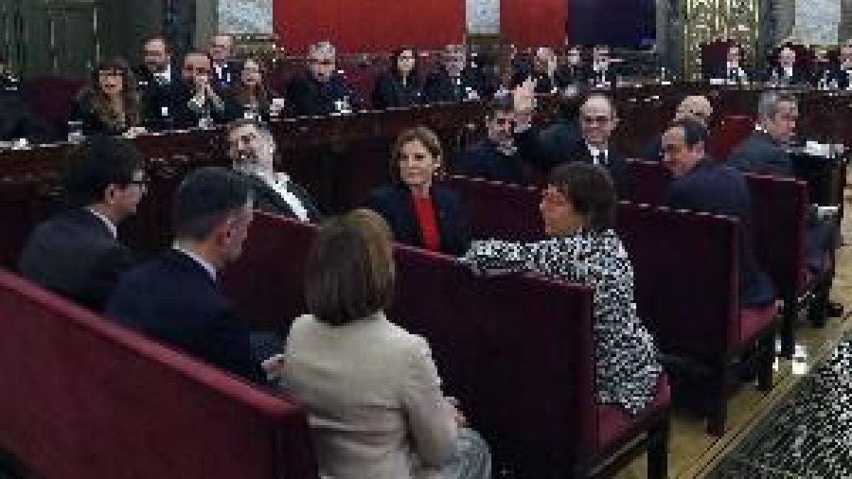 La Fiscalía se opone a la libertad de cuatro presos del 'procés' tras el juicio