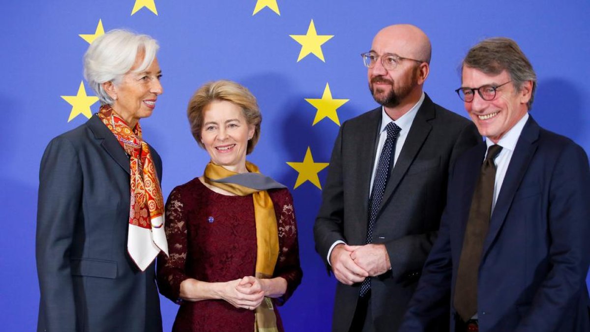 Lagarde, Von der Leyen, Michel i Sassoli, ahir a Brussel·les.