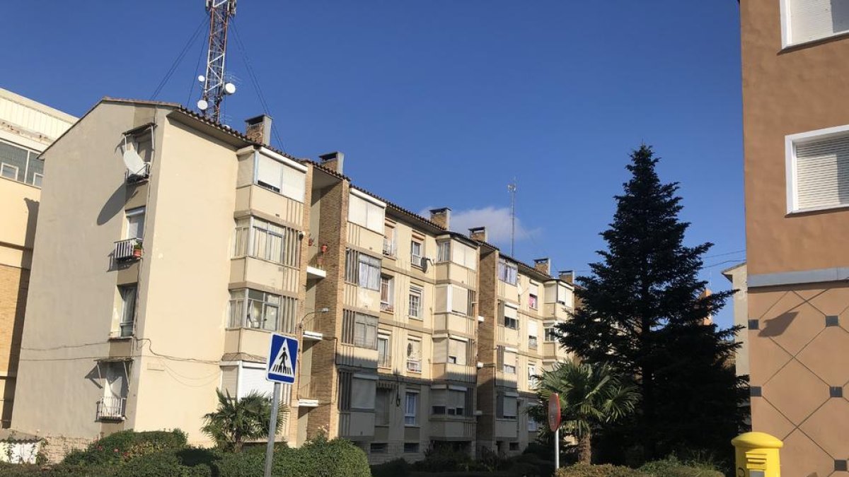 Els blocs 28 de Març de Fraga que mantenen el nom.