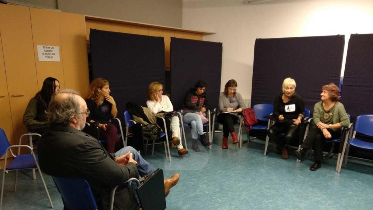 Ocupen el Casal de la Dona de Lleida per reclamar un centre d'acollida