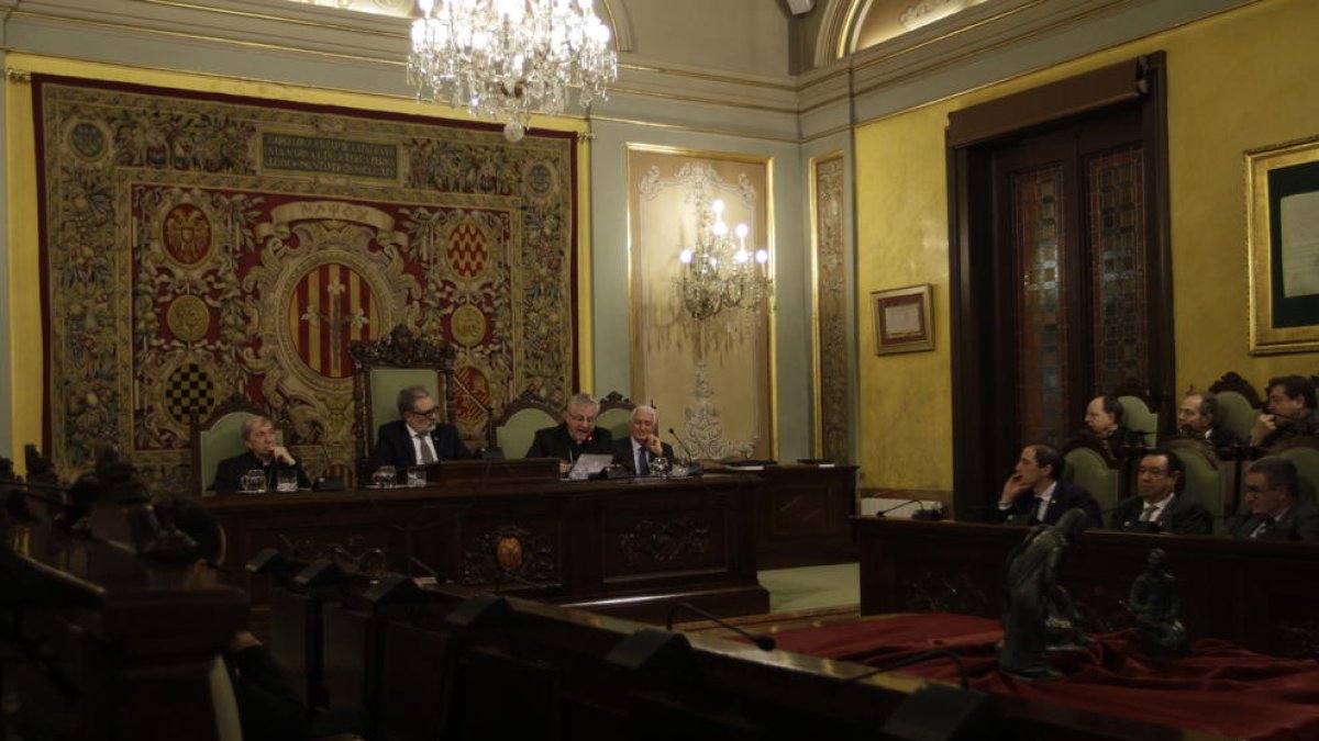 Joan Enric Vives inaugura la temporada nadalenca de la Paeria