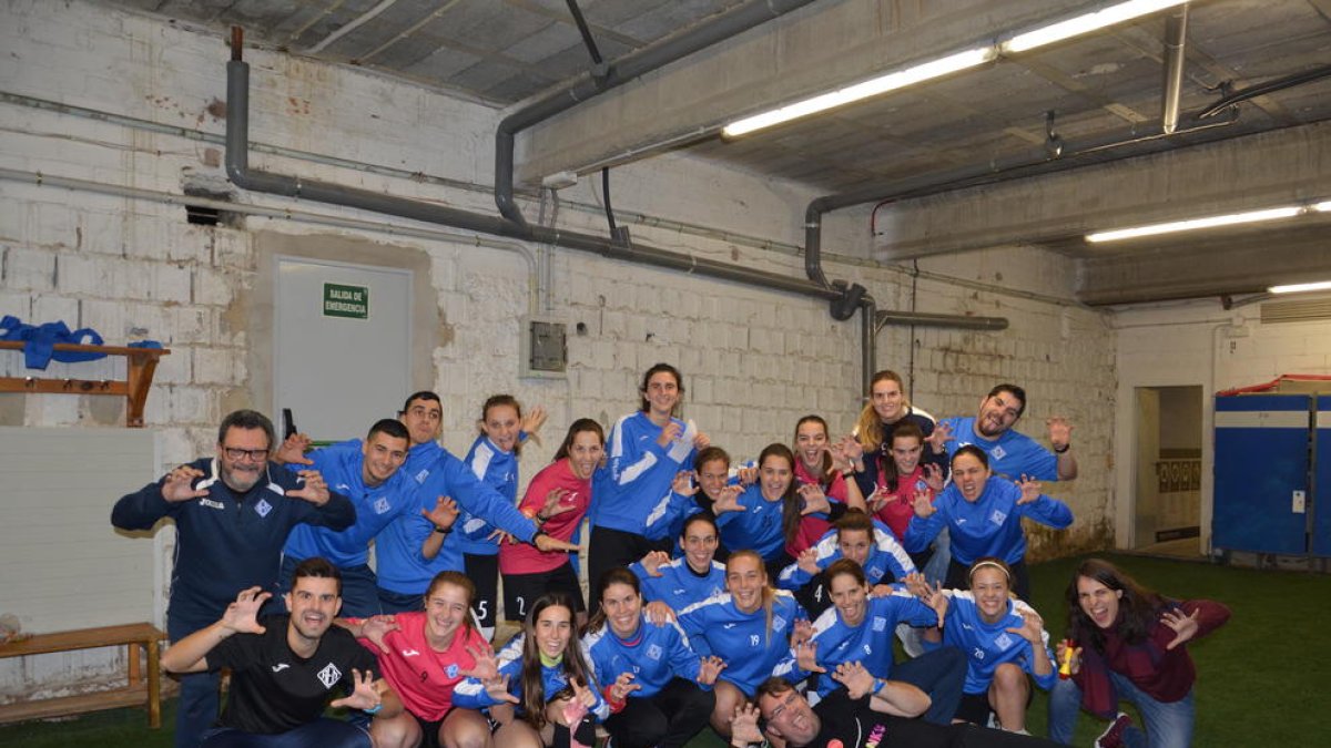 Taller de risoteràpia de Toni Fontcuberta per a l’AEM femení