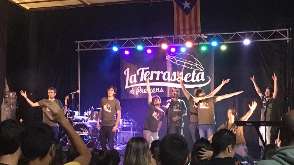 Els lleidatans La Terrasseta de Preixens van animar divendres a la nit el Festival de la Granadella.