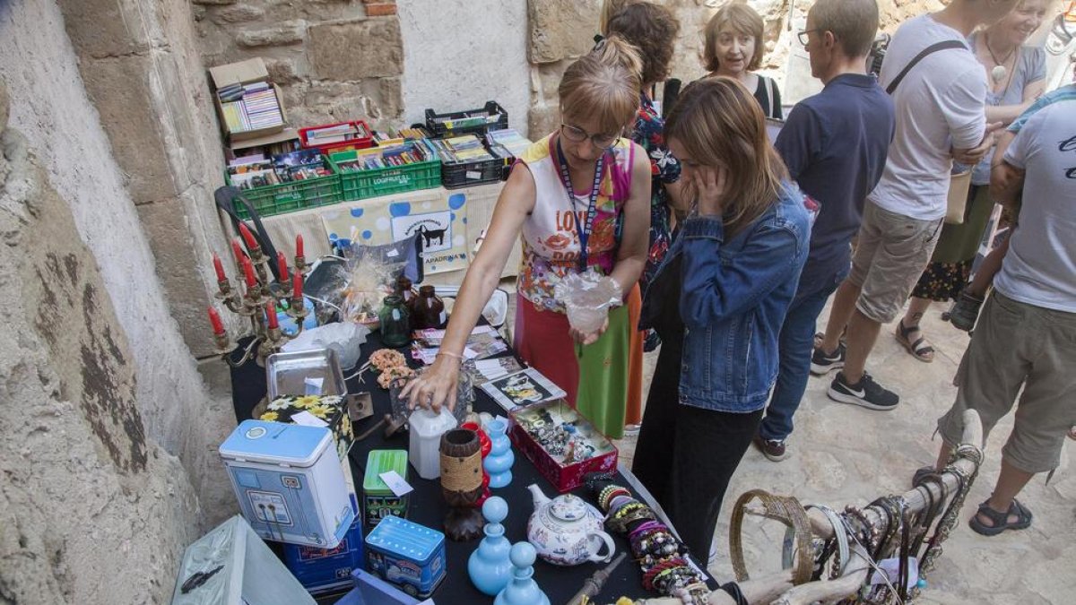 Un total de 13 parades van estrenar el certamen a Lo Carreró.