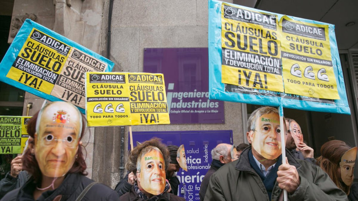 Un tribunal da la razón a Adicae y ordena el reintegro masivo por las cláusulas suelo,