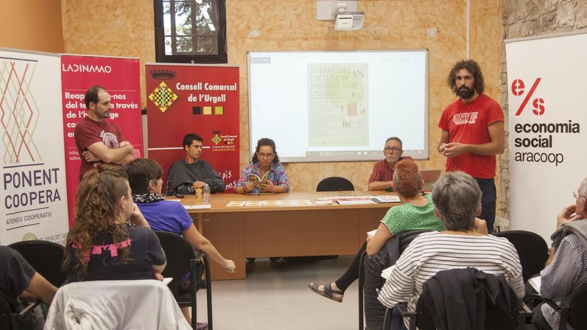 Imatge de la jornada que es va celebrar ahir al consell de l’Urgell.