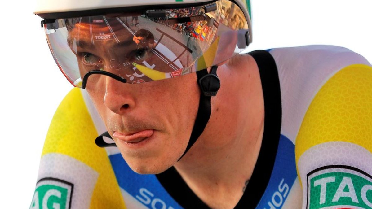 L’australià Rohan Dennis, abans de prendre la sortida de la contrarellotge.