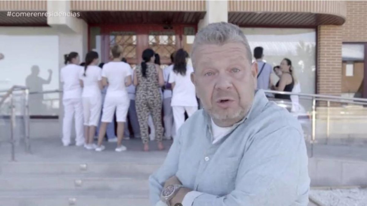 Alberto Chicote, al peu del canó.