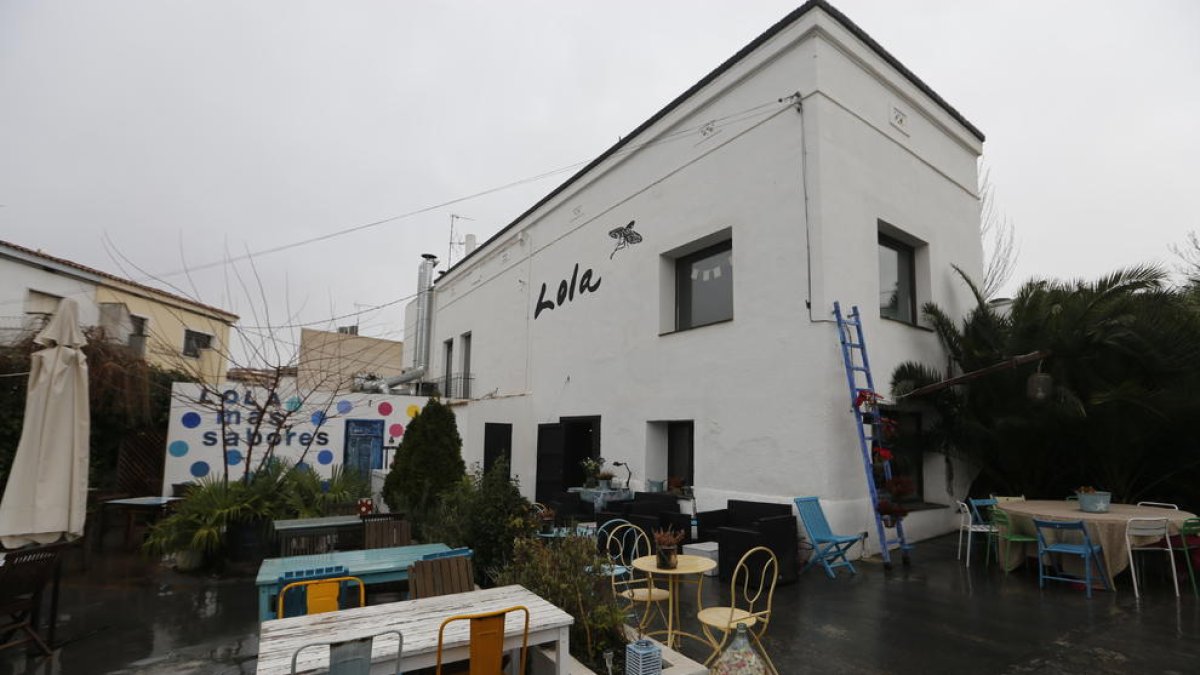 Imagen del chalet del restaurante Lola Más Sabores, adquirido por el Colegio de Médicos.