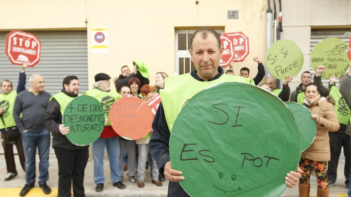 La PAH frena el desnonament d'una dona a Lleida, el tercer que suspèn