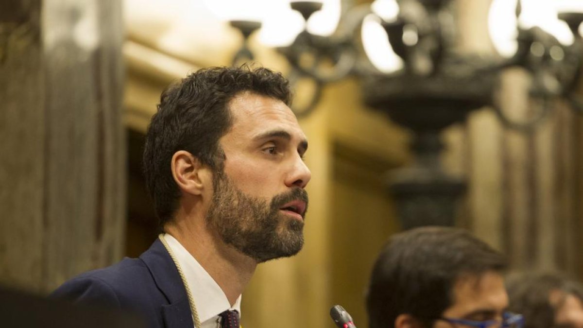 Roger Torrent durant el seu discurs com a nou president del Parlament