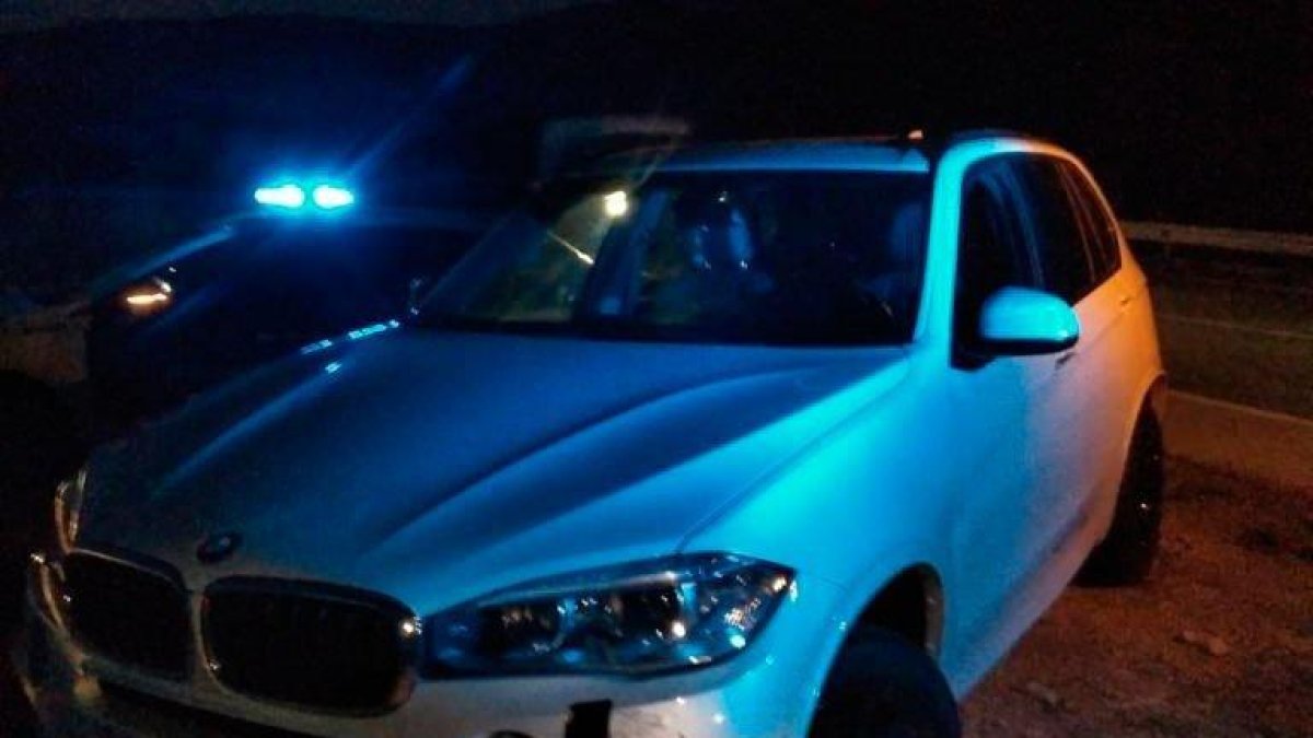 Detingut un veí de Mollerussa per conduir begut, provocar un accident a Cambrils i fugir de forma temerària