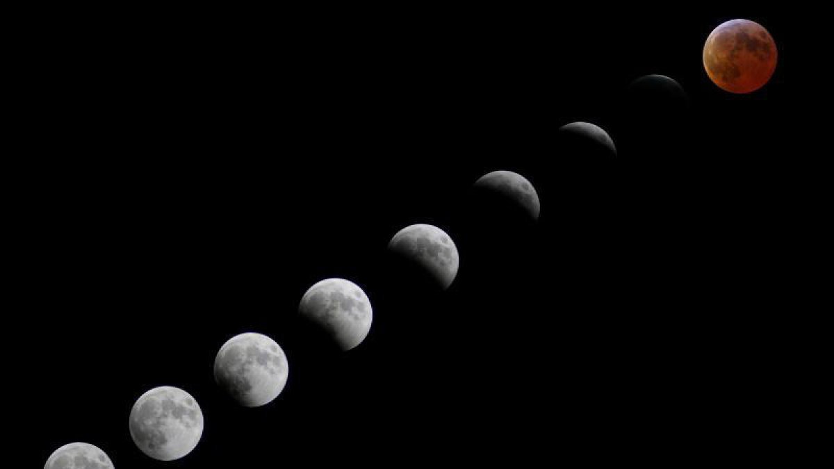 Arriba, imagen de archivo de un eclipse lunar. Abajo, secuencia del que tuvo lugar en 2007.