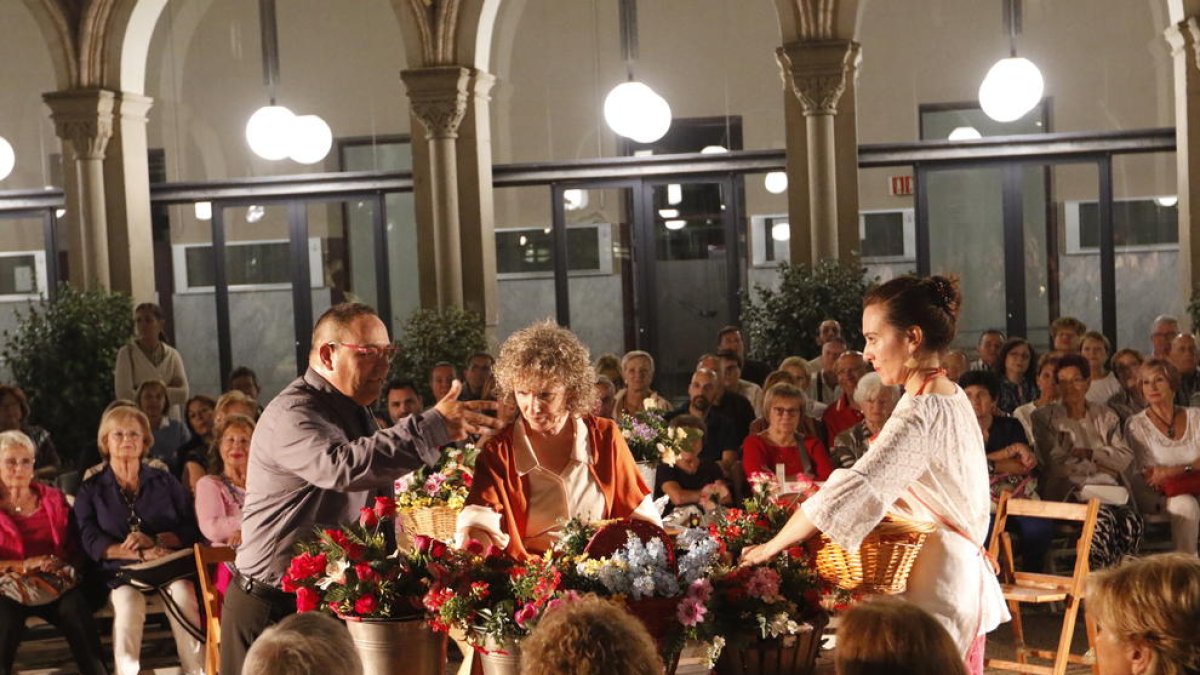 L’Agropecuària porta el clàssic ‘La Rambla de les floristes’ al Rectorat