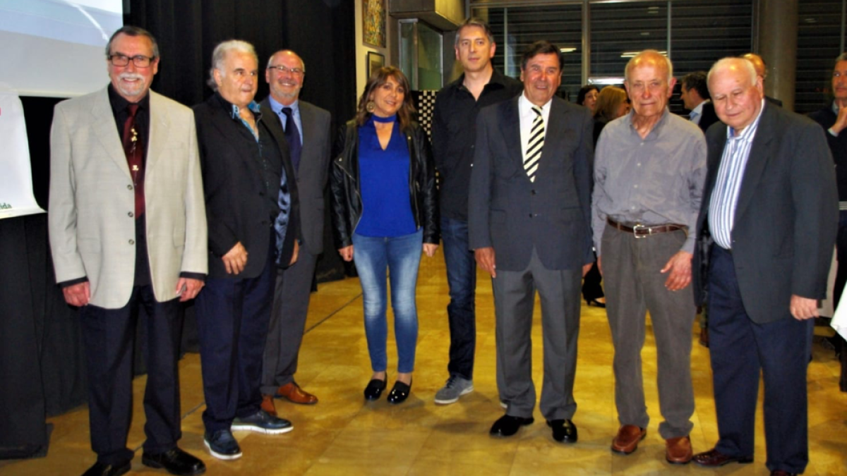 En la imagen, los atletas que recibieron el homenaje durante la cena celebrada en el Sícoris Club.