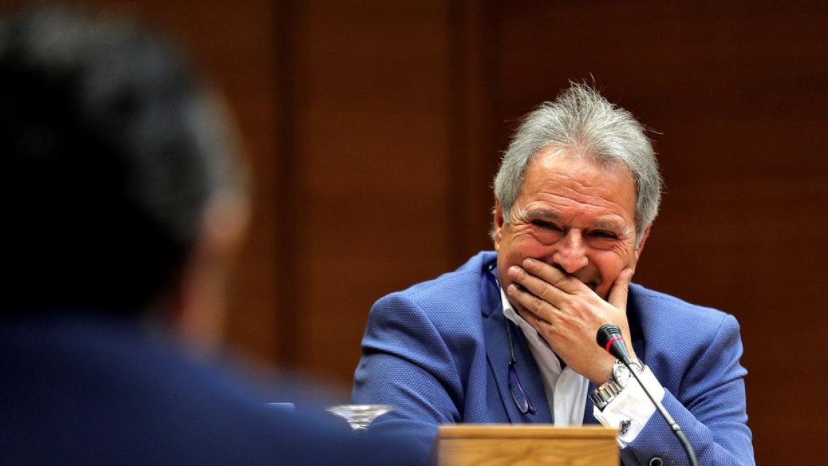 Alfonso Rus en les Corts.