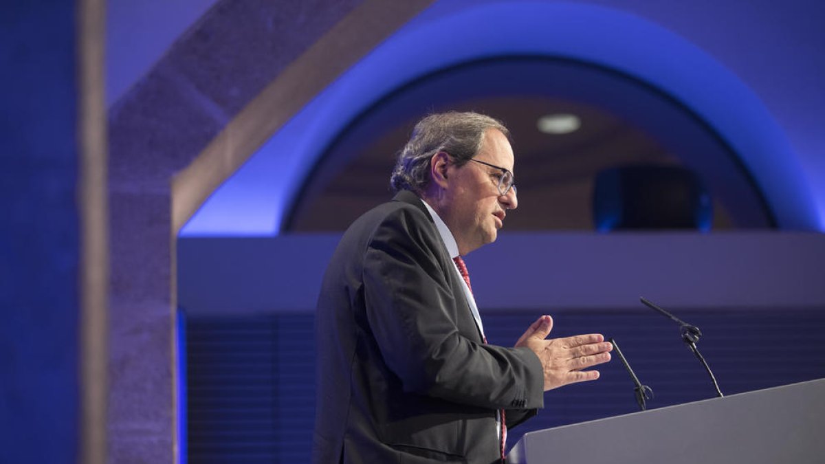 VIDEO. Torra, abucheado en su visita al instituto El Palau de Sant Andreu de la Barca