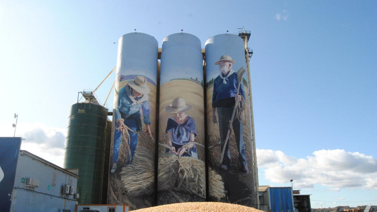 El mural de Oliveras y Safont en Torregrossa es uno de los más grandes pintados en Catalunya.