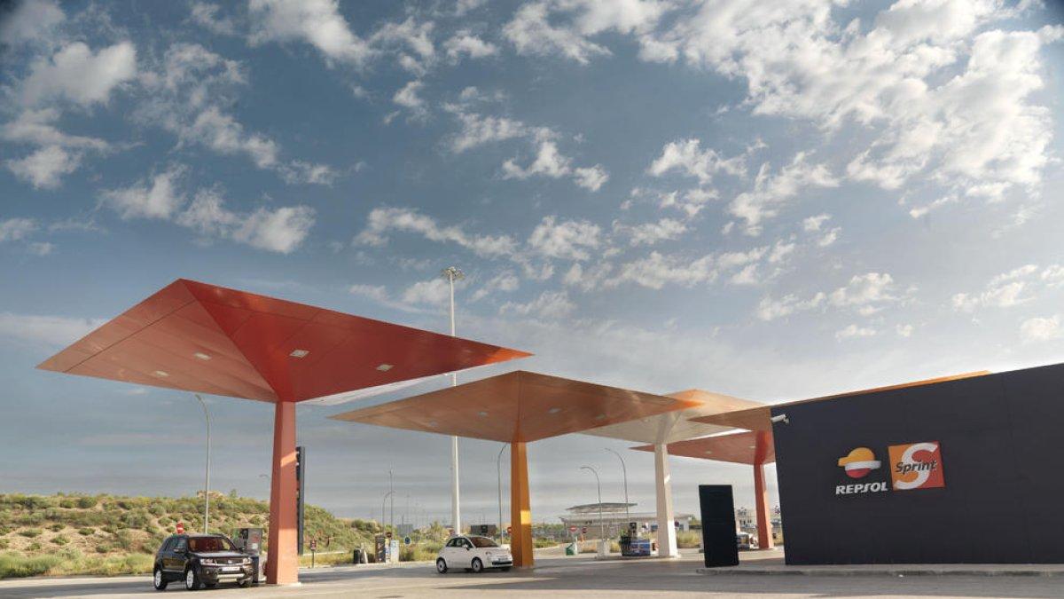 Imatge d’arxiu d’una estació de servei de Repsol.