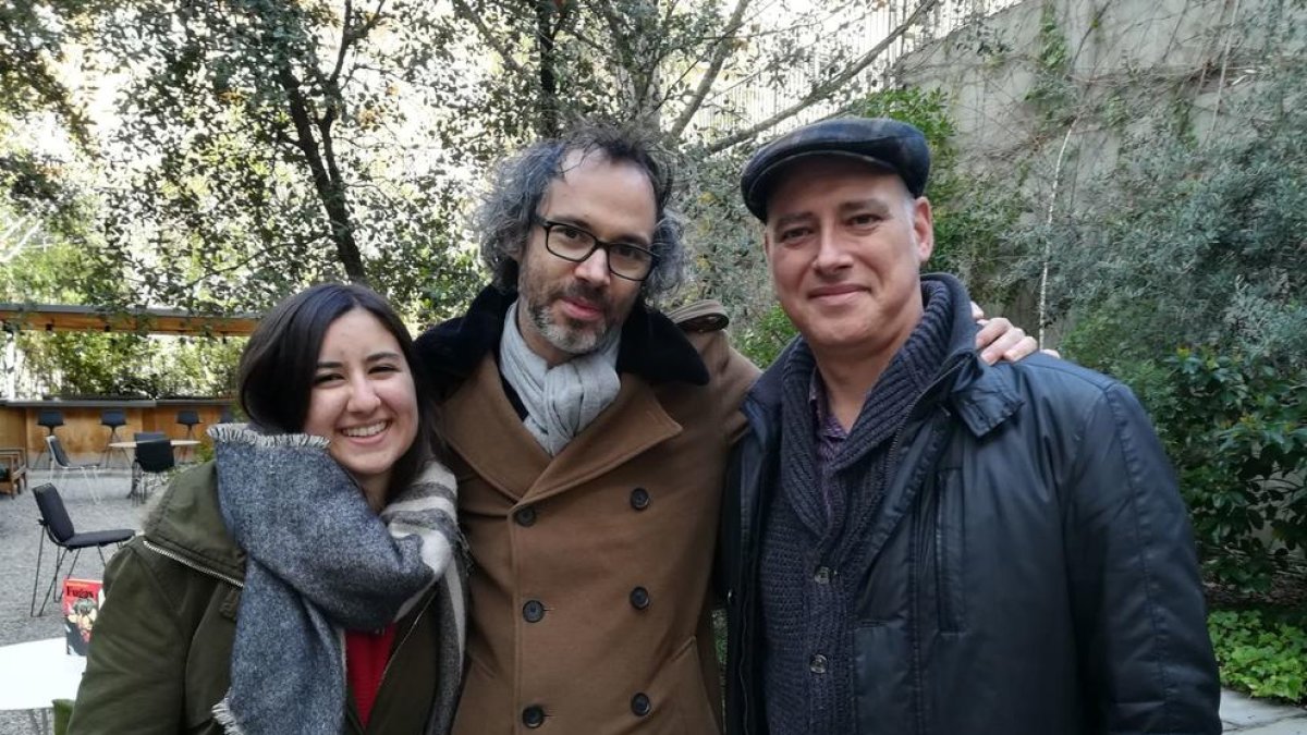 Cati Neus i Salva Rich, amb el músic i escriptor James Rhodes.