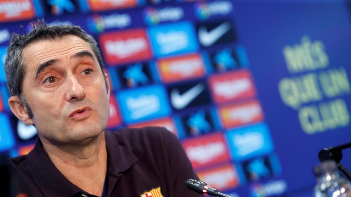 Ernesto Valverde durant la roda de premsa prèvia al partit.