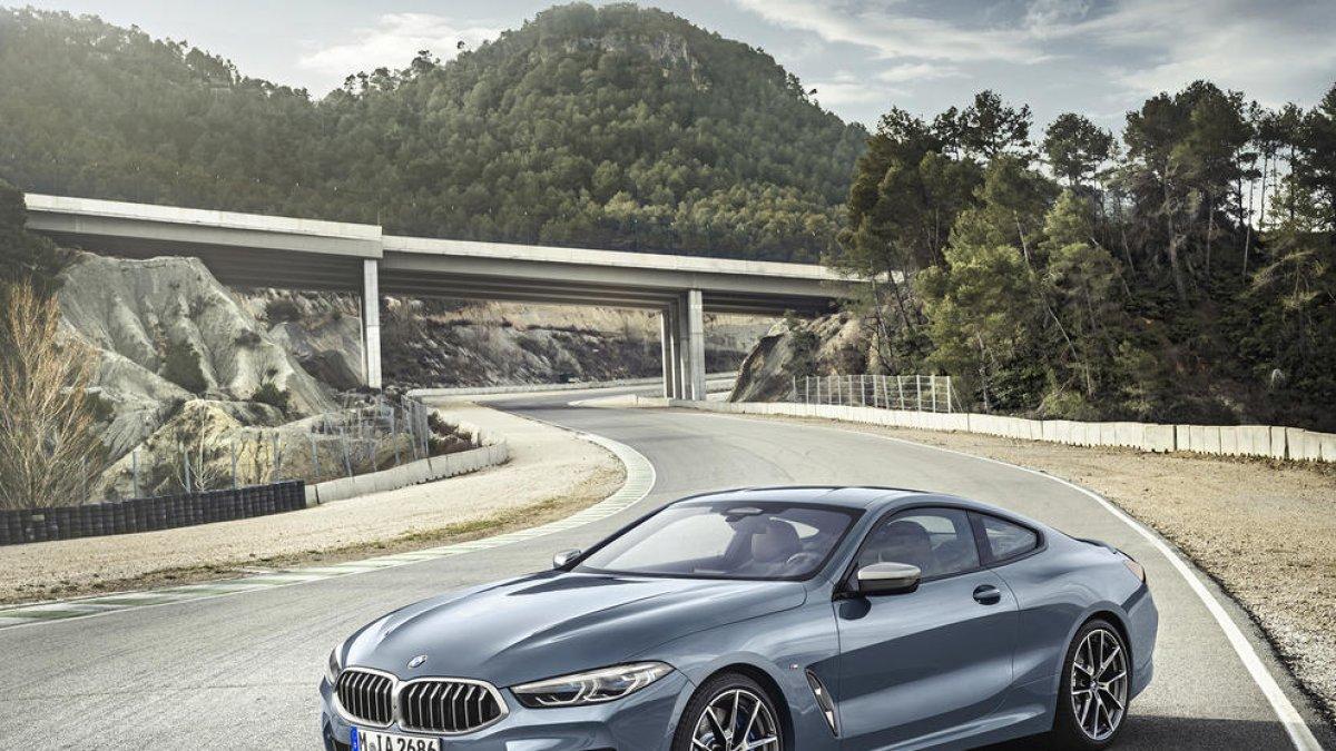 BMW porta l'esportiu a un altre nivell amb la Sèrie 8 Cupè