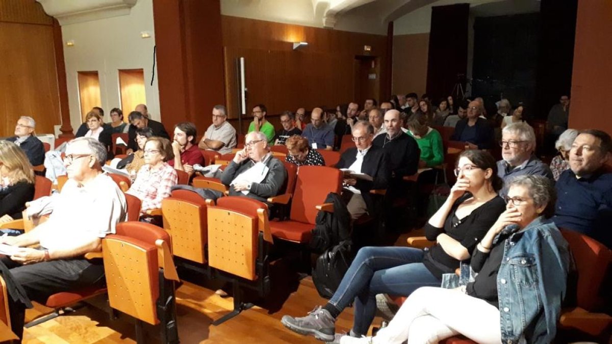 Un dels debats a la Seu durant la jornada d’ahir.