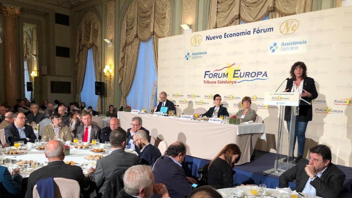 La consellera, en el desayuno informativo en Barcelona.