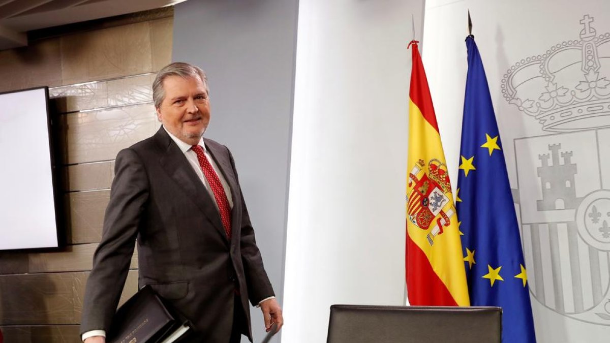 El Gobierno recurre al Constitucional la propuesta de investidura de Puigdemont