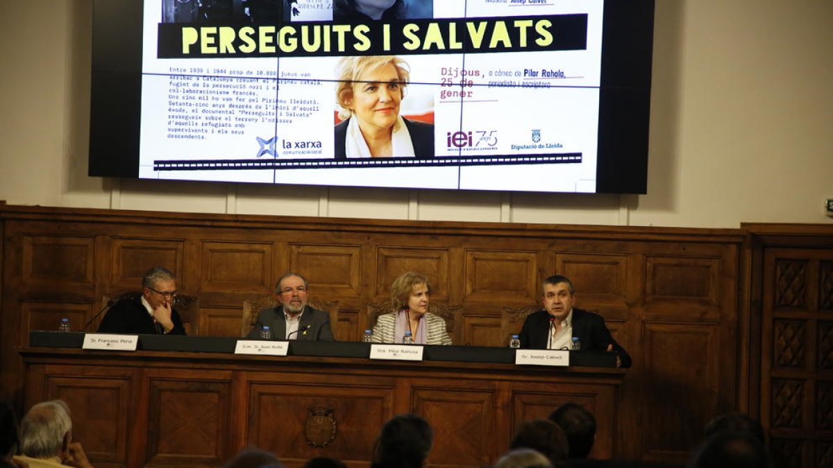 El coloquio en el IEI estuvo protagonizado por la periodista y escritora Pilar Rahola.