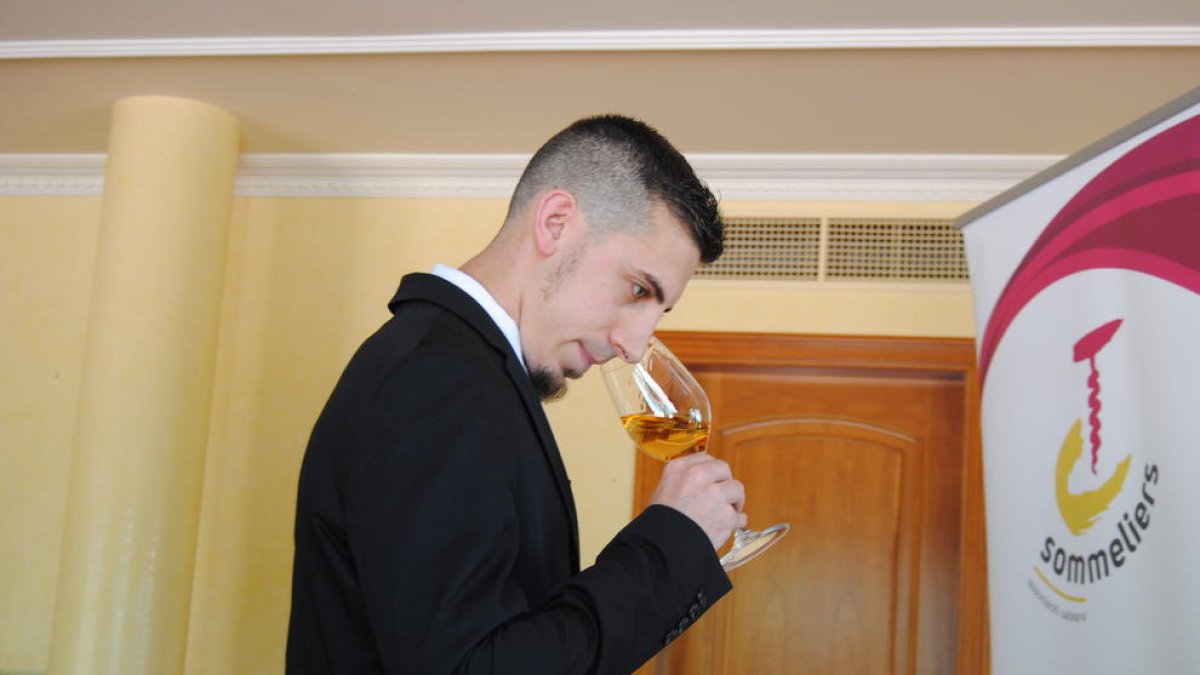 Després d’un matí de proves, tres dels 14 aspirants van arribar a la final del concurs en una jornada a la qual va assistir la consellera Jordà.