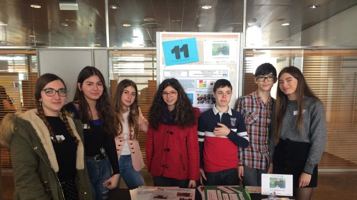 Alumnes del col·legi Santa Anna de Lleida han creat una campanya de donació de sang.