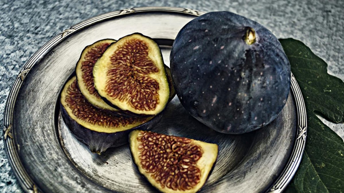 Una fruita plena de fruits