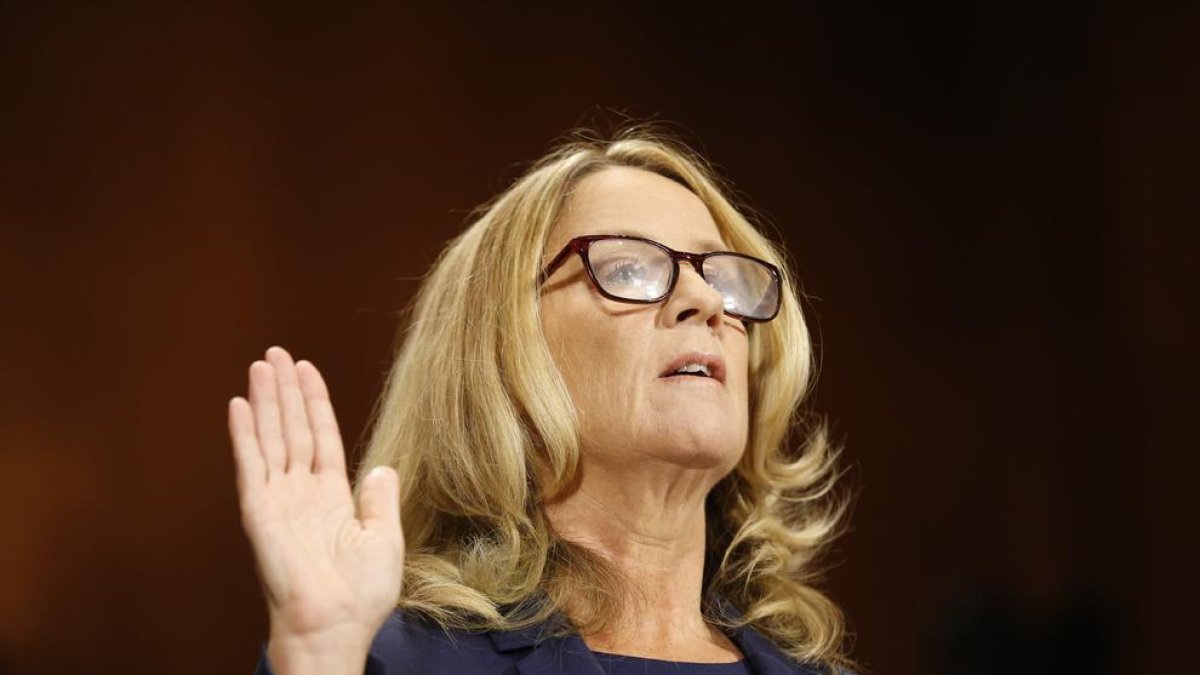 Christine Blasey Ford, en el momento de prestar juramento ante el Comité Judicial del Senado de EEUU.