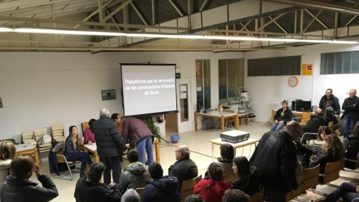 Sucs es mobilitza per la millora de la xarxa d’aigües