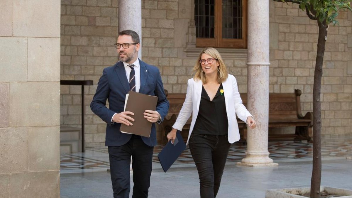 La Generalitat defensa l'actuació dels Mossos amb els llaços grocs i critica la Fiscalia