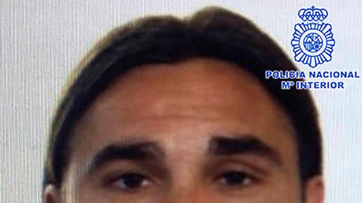 Busquen un pres perillós escapat condemnat per violació i assassinat