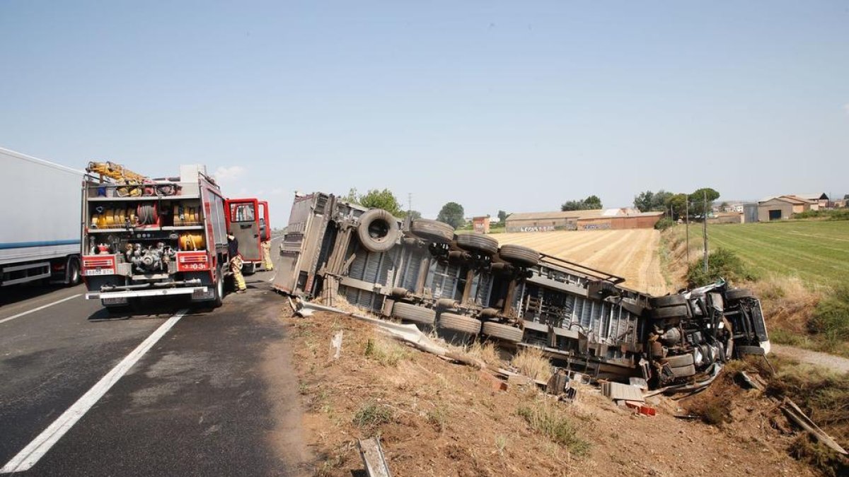 Un ferit en un accident a l'A-2 a Bell-lloc