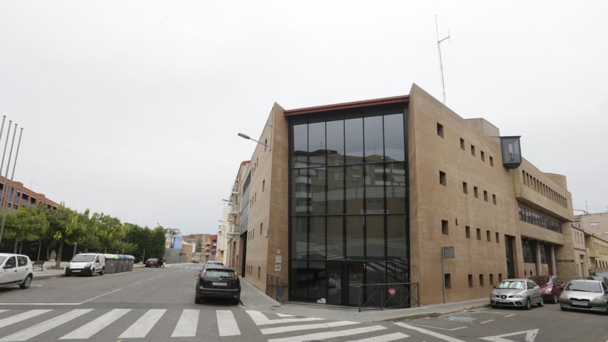 El centro cívico de Pardinyes, en el que reclaman mejoras.