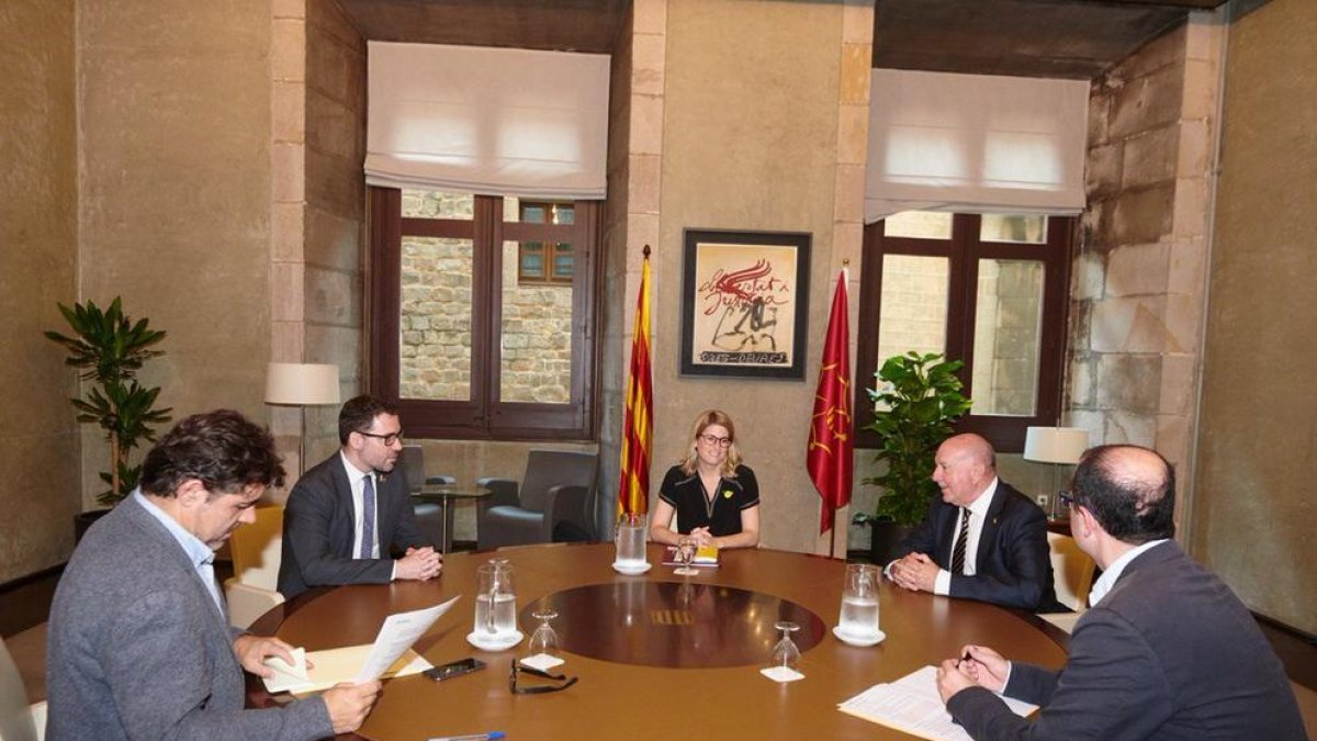 La reunión el martes con Artadi, consellera de Presidencia.